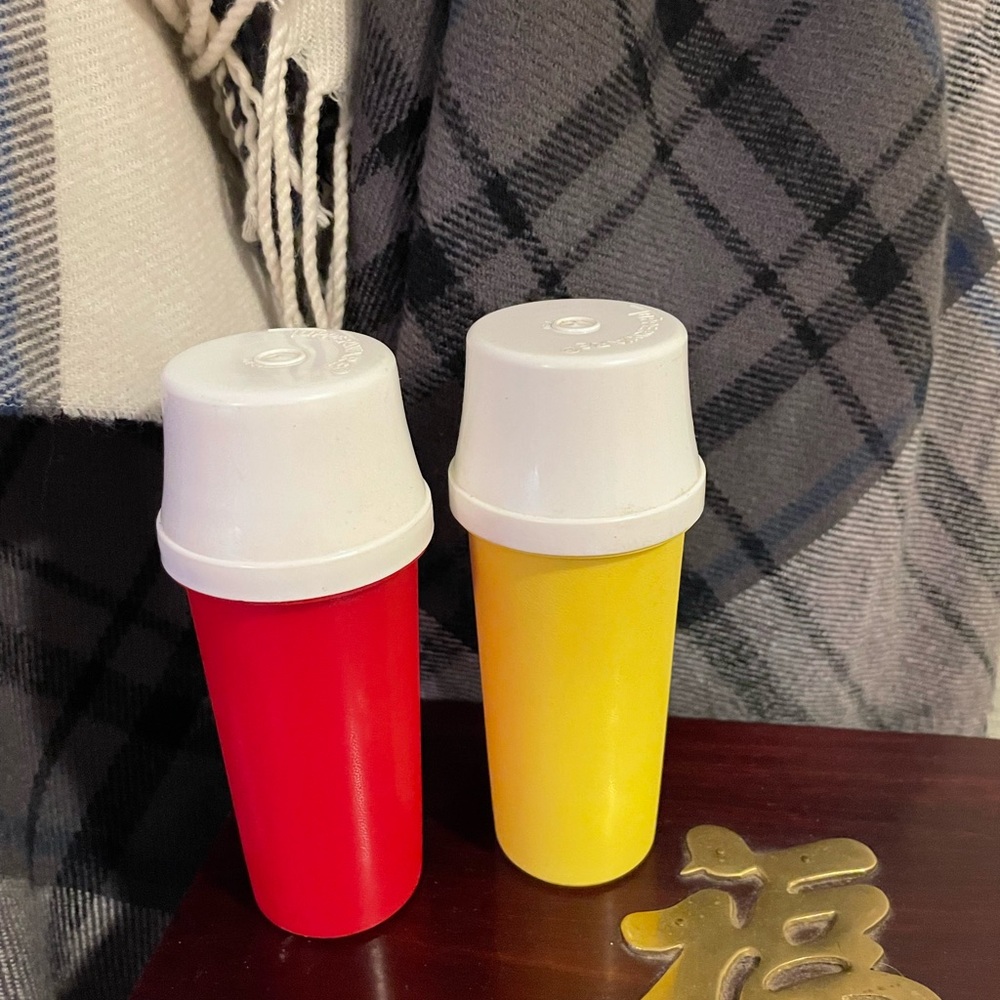 Vintage Tupperware ketchup and mustard